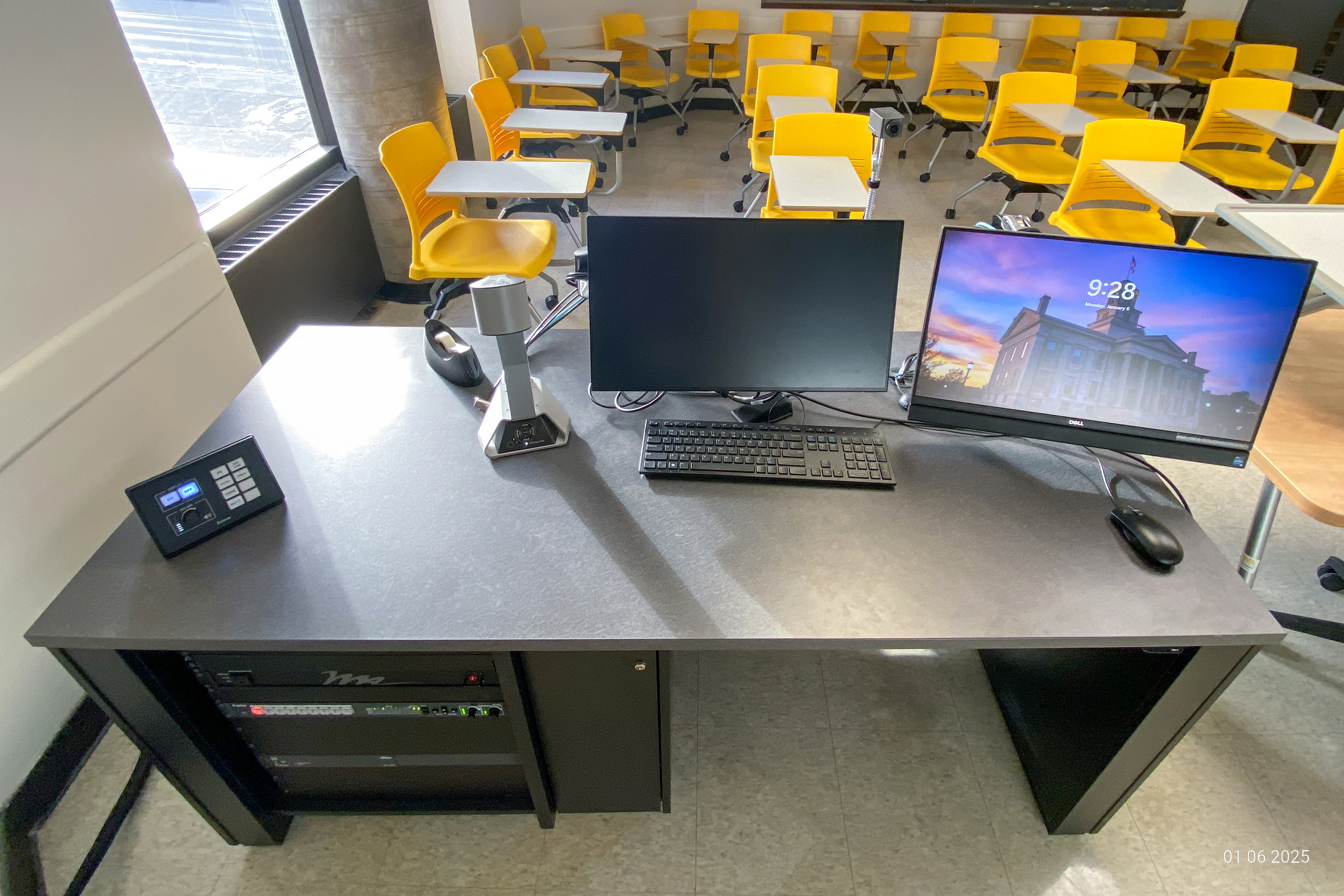 Lindquist Center S202 | University Classrooms - The University of Iowa